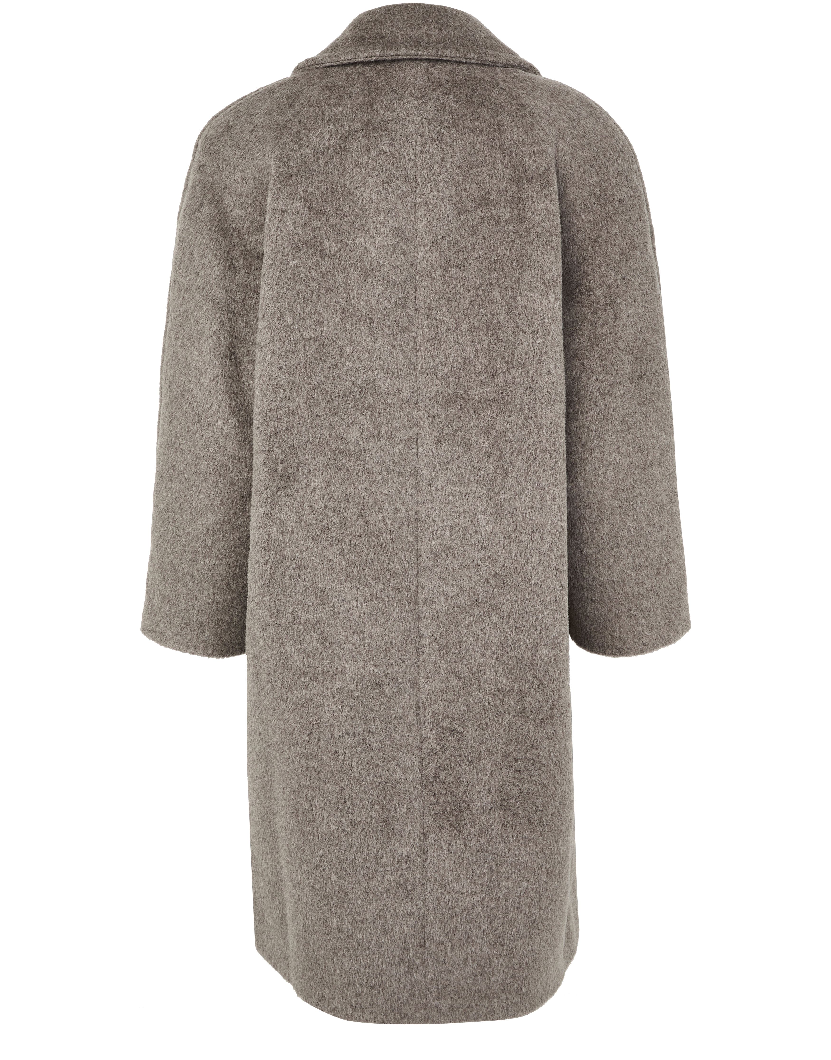 Long coat thumbnail 3